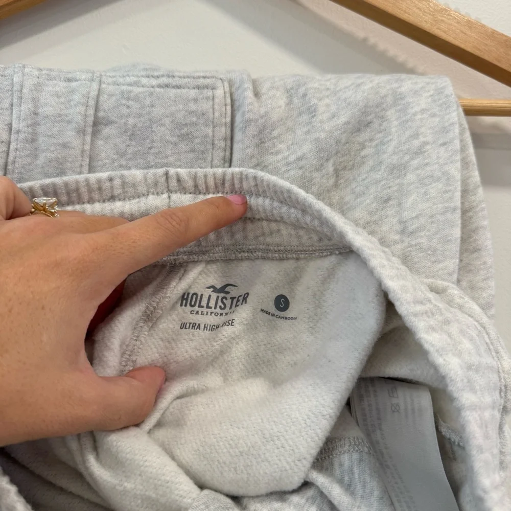 Hollister Grey Sweat Lounge Set - Picture 4 of 7